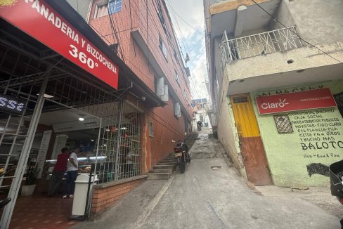 WhatsApp_Image_2025-02-06_at_8.50.53_AM
