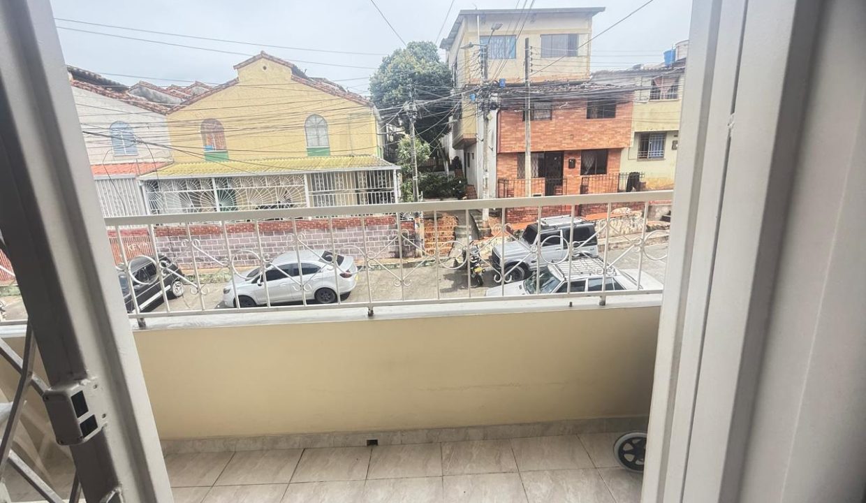 WhatsApp_Image_2025-04-28_at_4.44.41_PM_20