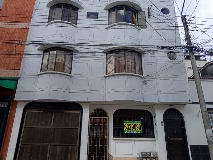 SE ARRIENDA APARTAMENTO EN EL BARRIO ALVAREZ