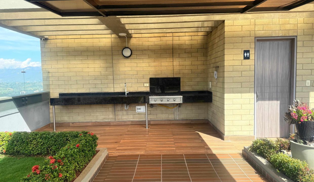 WhatsApp_Image_2025-06-20_at_10.47.47_AM_10