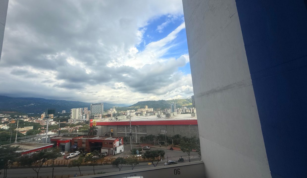 WhatsApp_Image_2025-07-24_at_9.50.01_AM_2