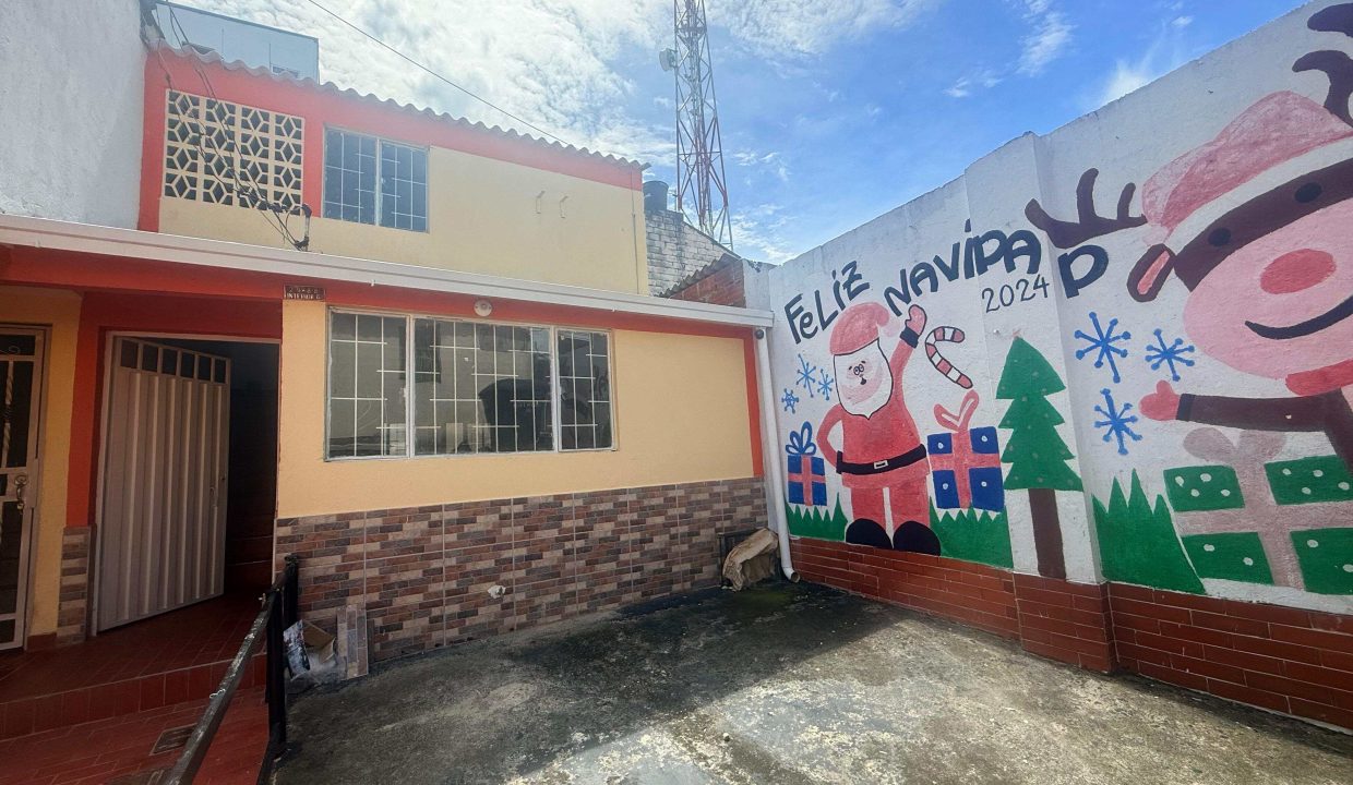 WhatsApp_Image_2025-08-16_at_9.43.06_AM