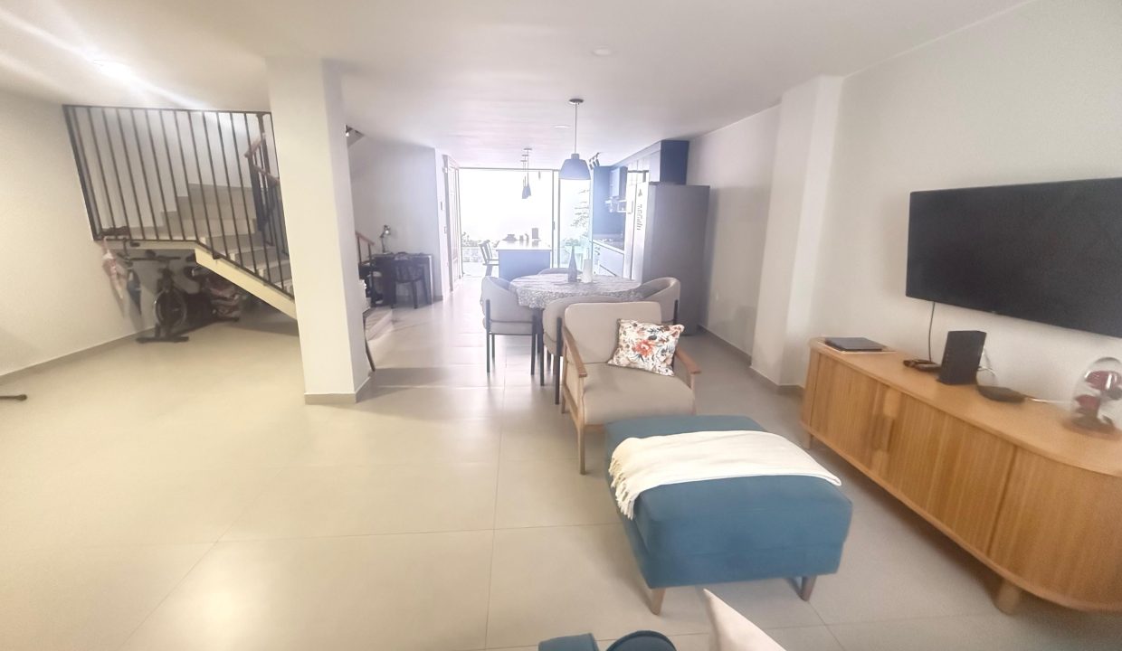 WhatsApp_Image_2025-08-20_at_8.55.28_AM_1