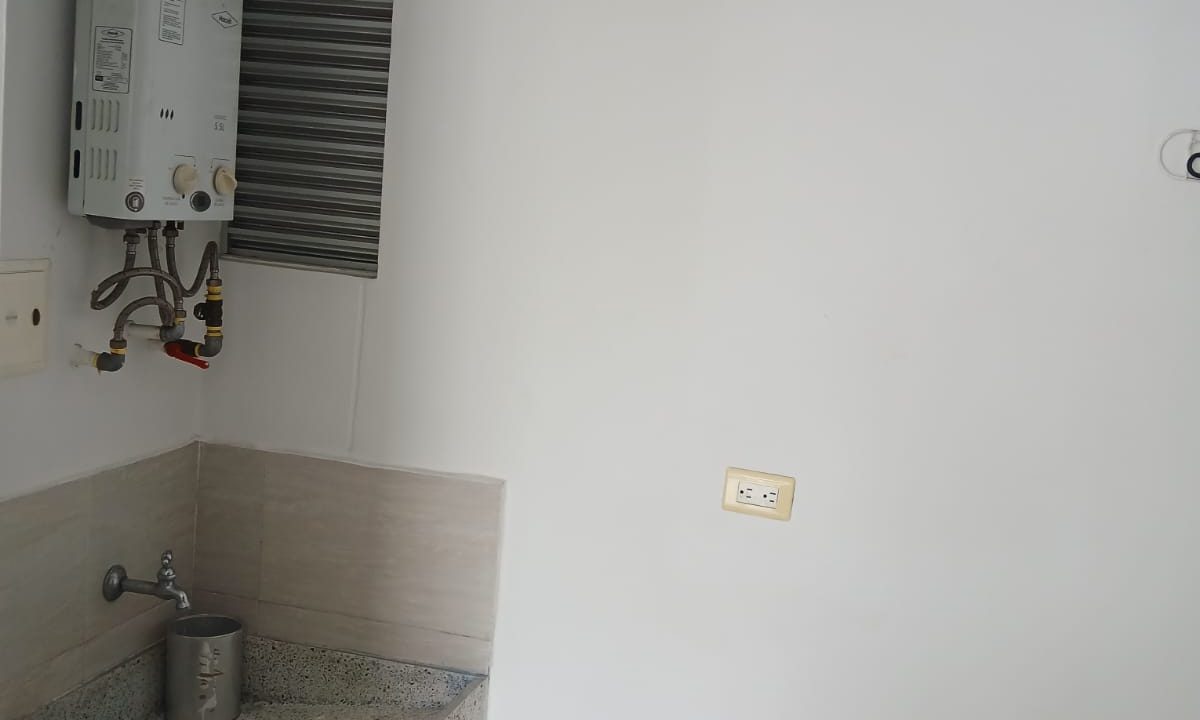 WhatsApp_Image_2025-09-17_at_10.55.27_3_g67dDHG