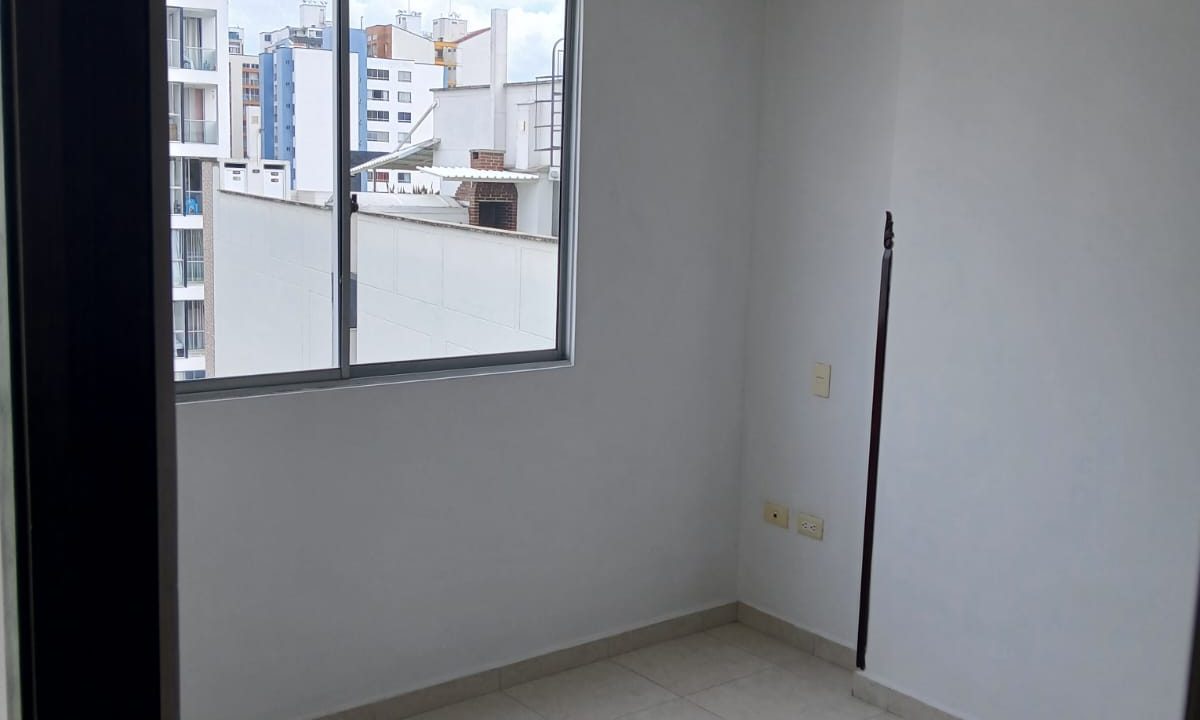 WhatsApp_Image_2025-09-17_at_10.55.28_1_ssbtjVa