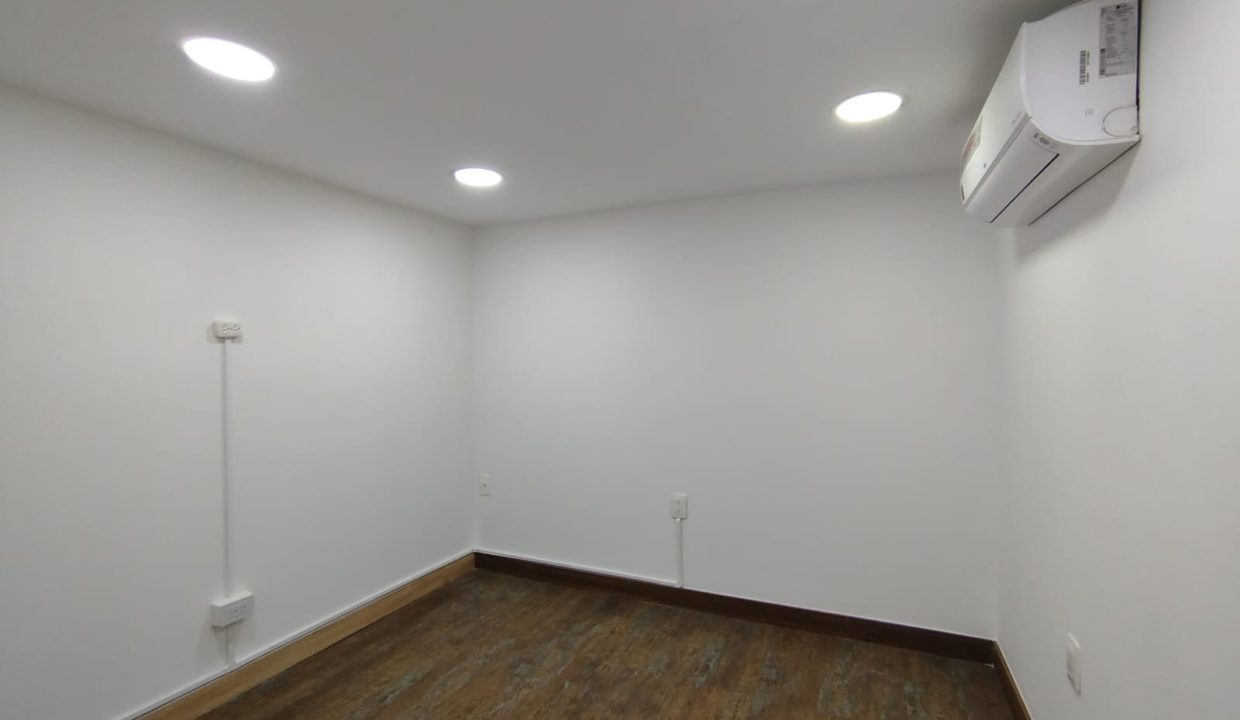 WhatsApp_Image_2025-10-02_at_3.13.40_PM