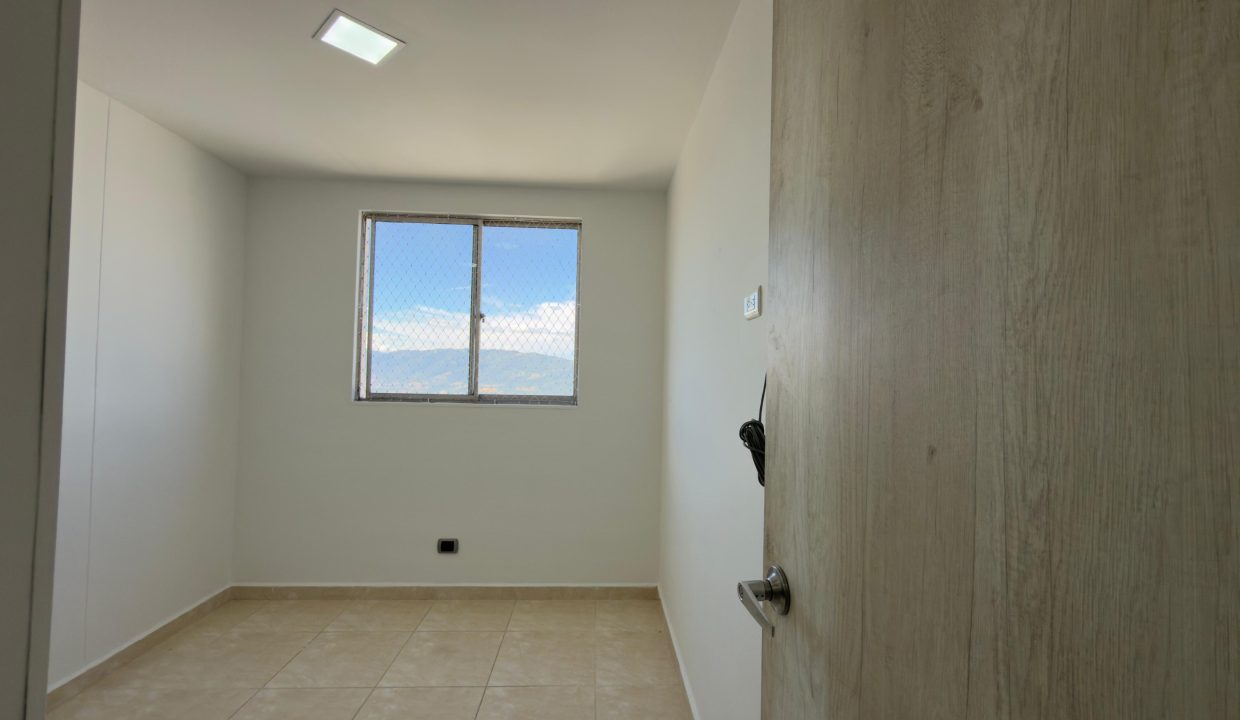 WhatsApp_Image_2025-10-21_at_11.33.32_AM