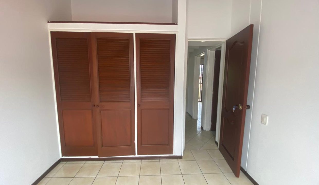 edd268e5-7e0a-4110 (2)