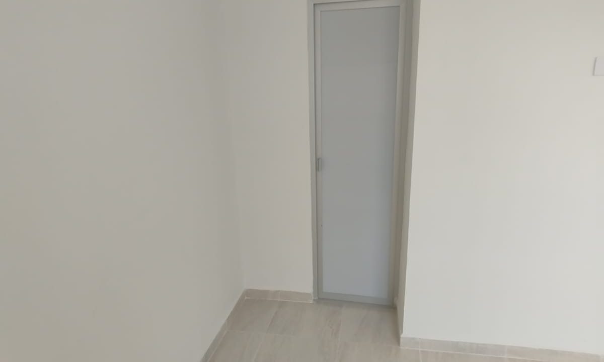 WhatsApp_Image_2025-10-25_at_12.00.34