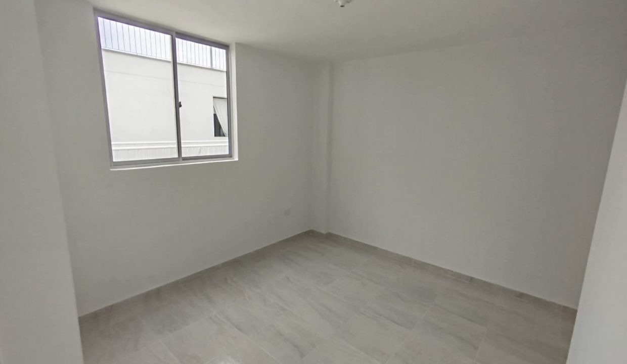 WhatsApp_Image_2025-10-25_at_12.00.34_1