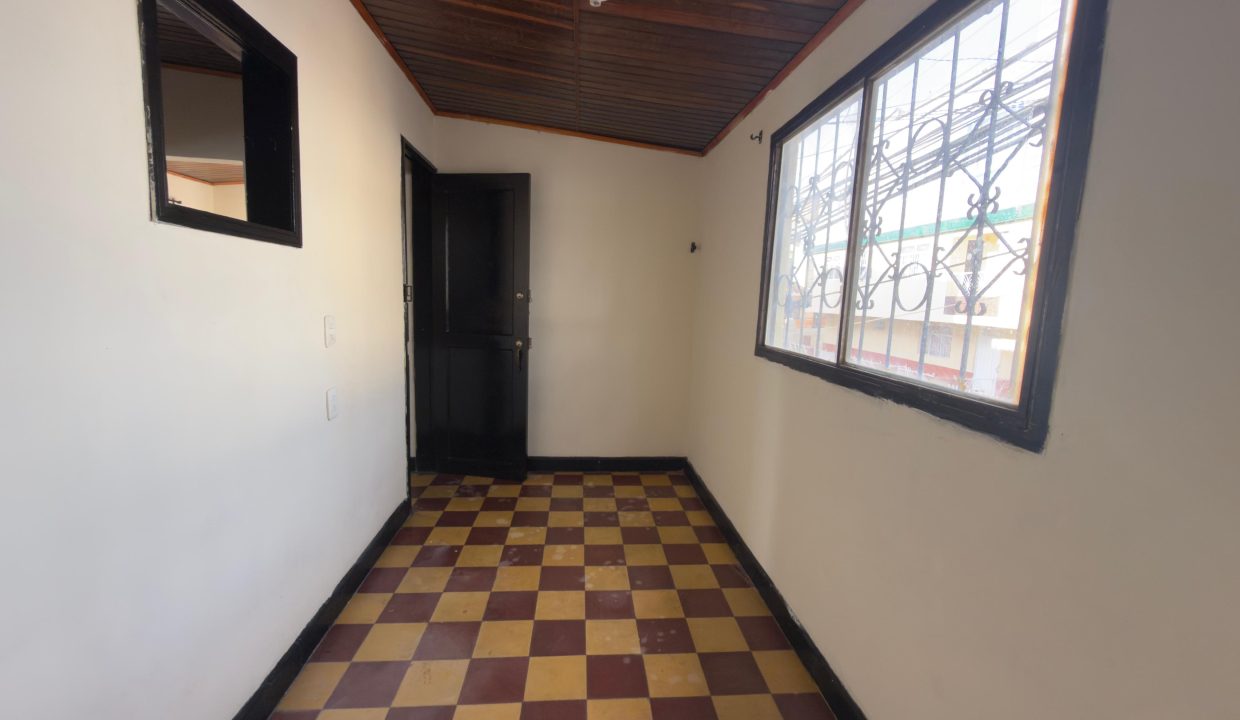 WhatsApp_Image_2025-11-05_at_3.05.29_PM_3