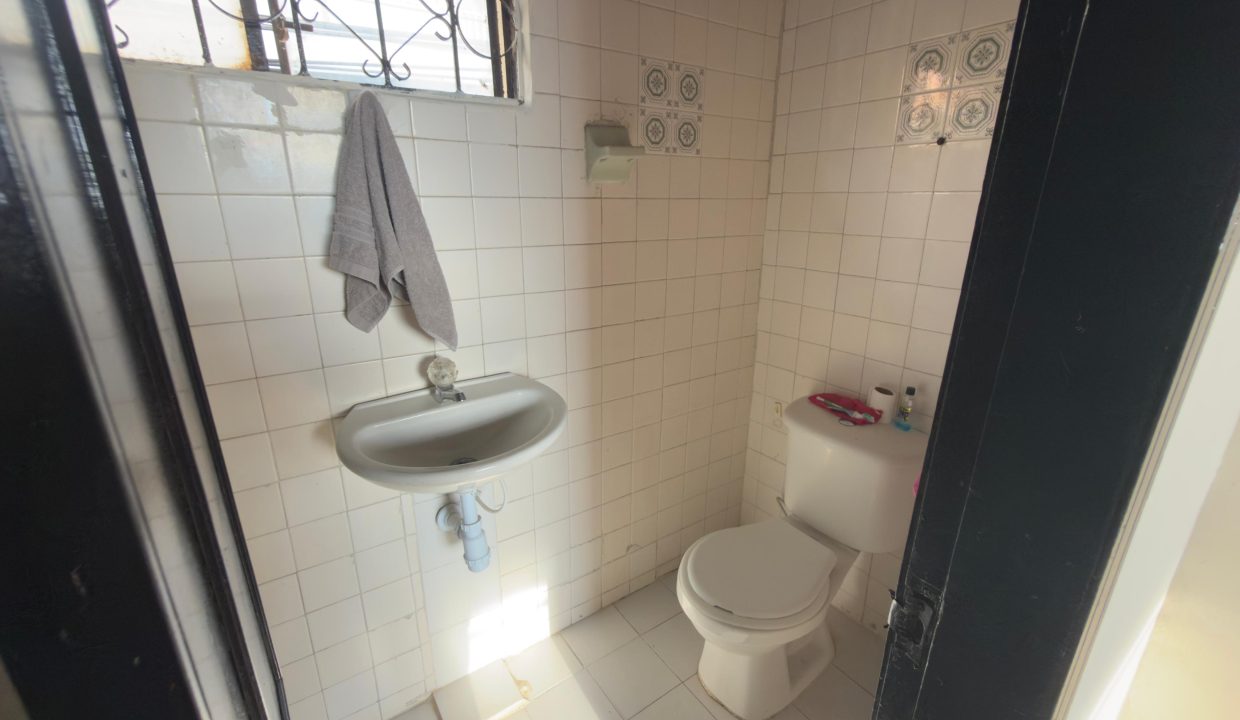 WhatsApp_Image_2025-11-05_at_3.05.30_PM