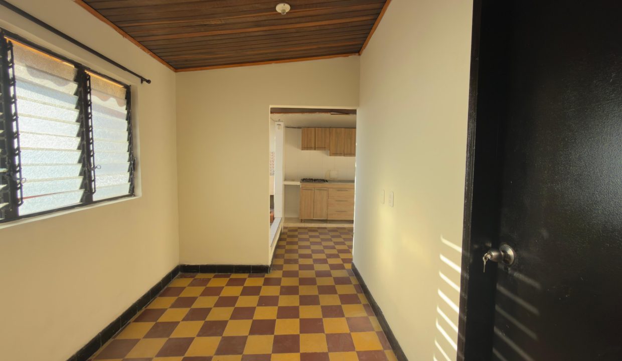 WhatsApp_Image_2025-11-05_at_3.05.30_PM_4