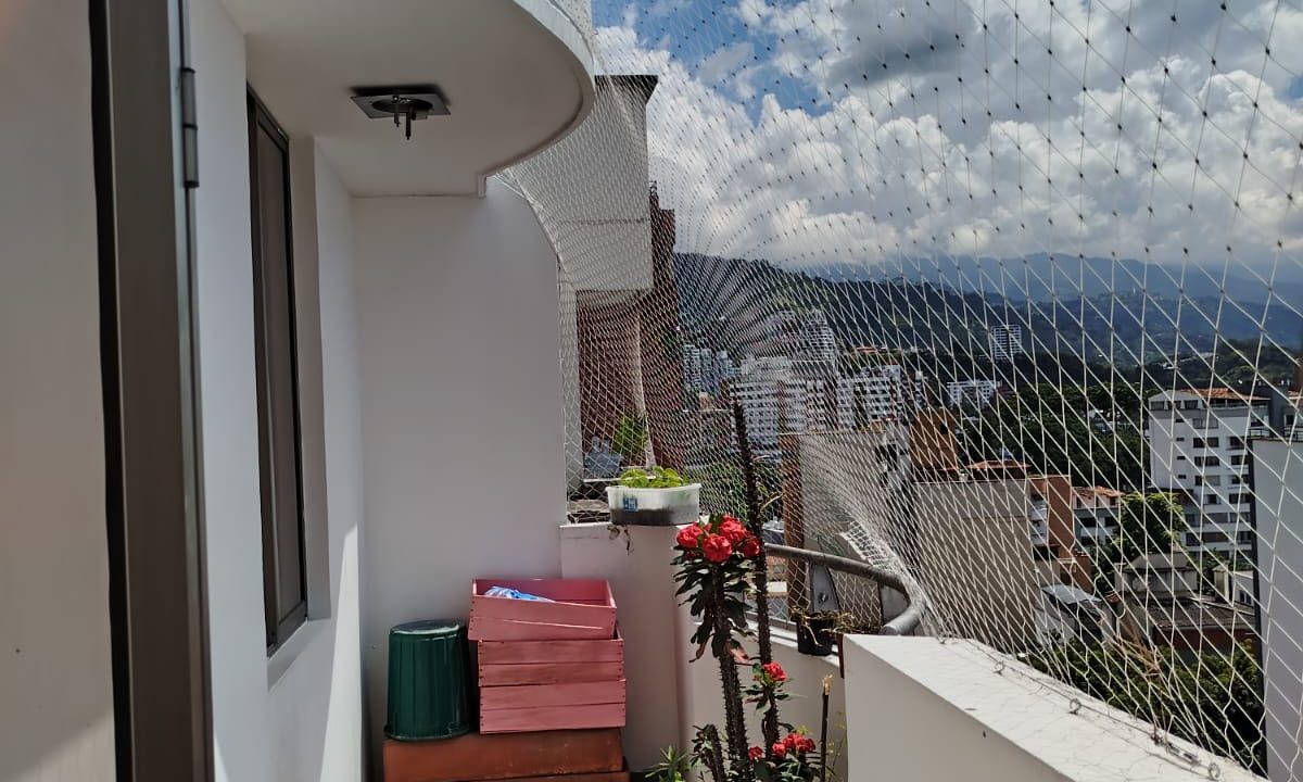 WhatsApp_Image_2025-11-06_at_2.52.38_PM