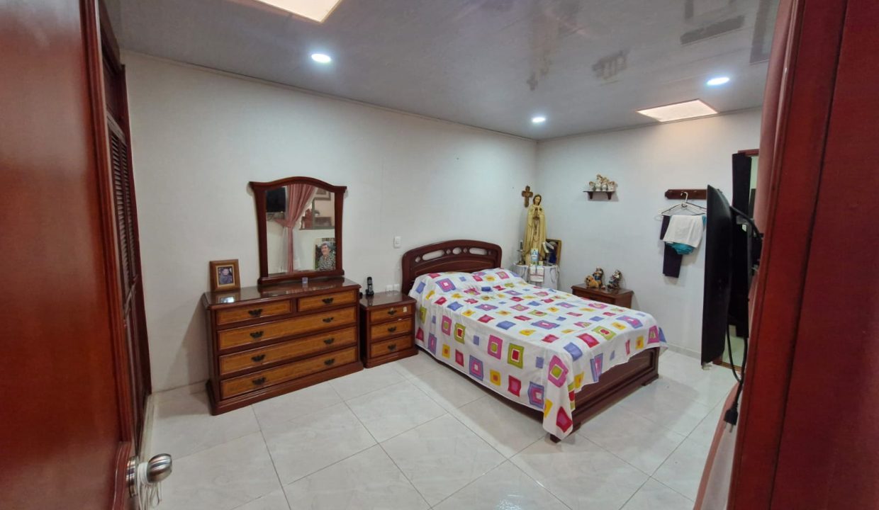 WhatsApp_Image_2025-11-18_at_2.56.15_PM_1