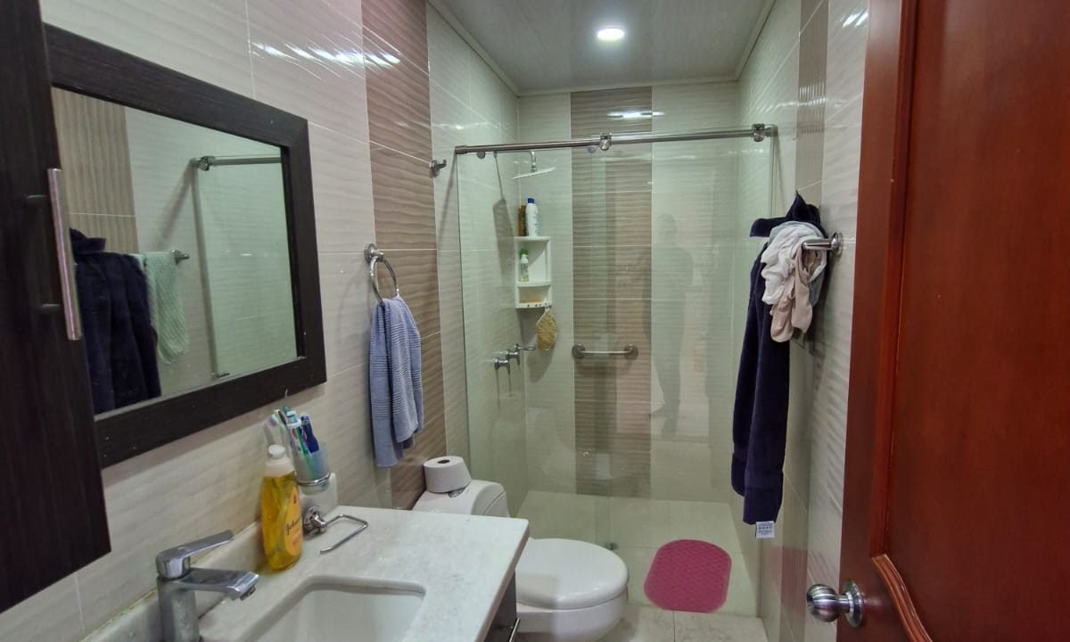 WhatsApp_Image_2025-11-18_at_2.56.15_PM_3