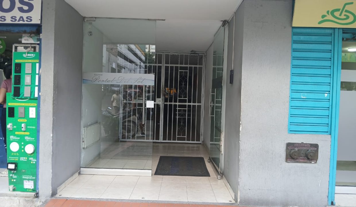 WhatsApp_Image_2025-11-24_at_10.47.31