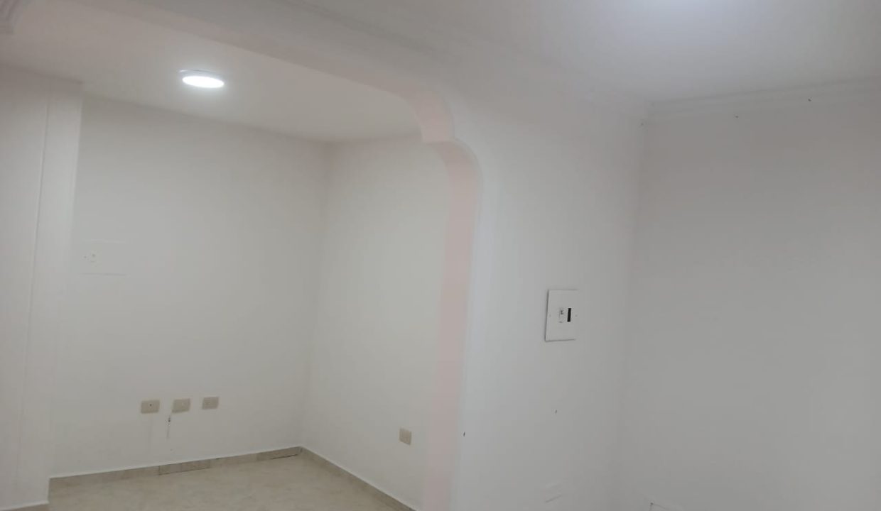 WhatsApp_Image_2025-11-24_at_10.47.32_1