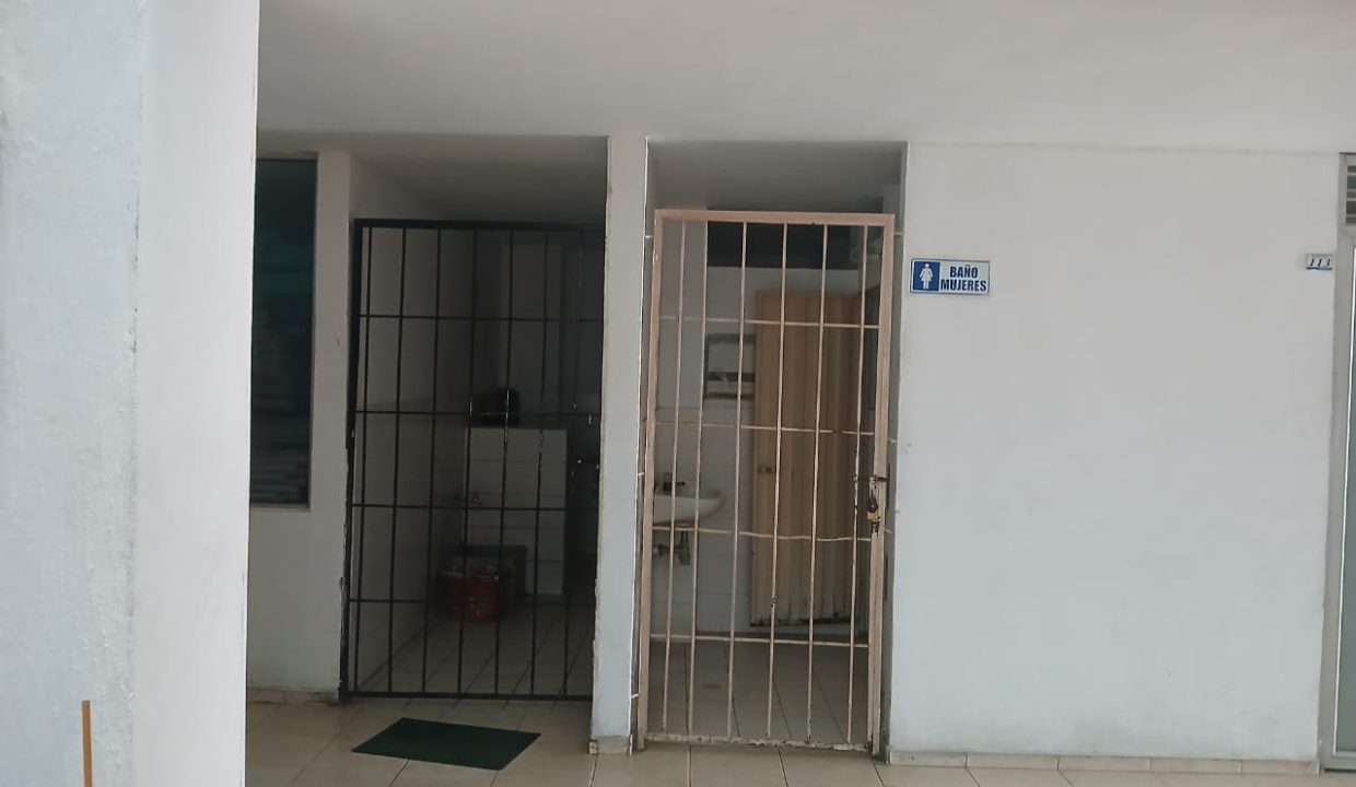 WhatsApp_Image_2025-11-24_at_10.47.32_4