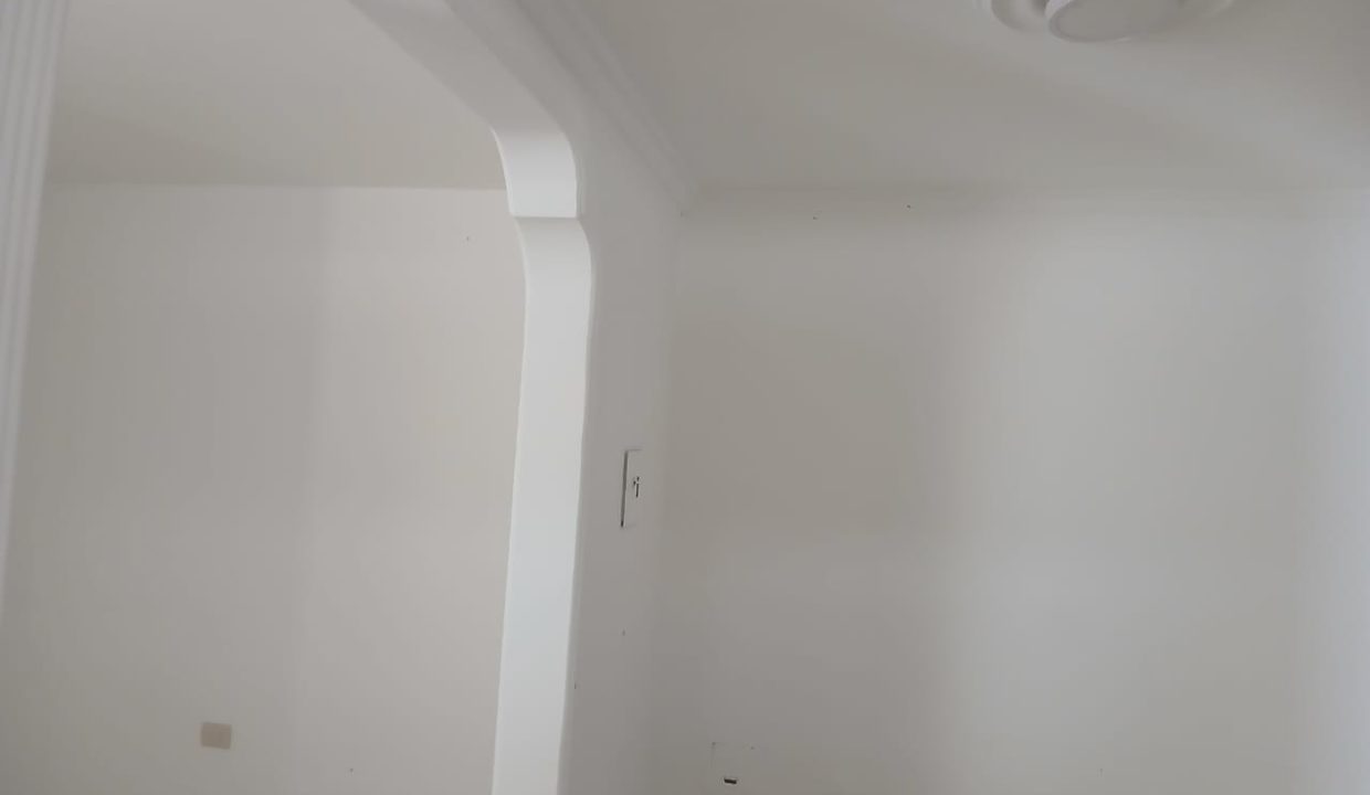 WhatsApp_Image_2025-11-24_at_10.47.33_1