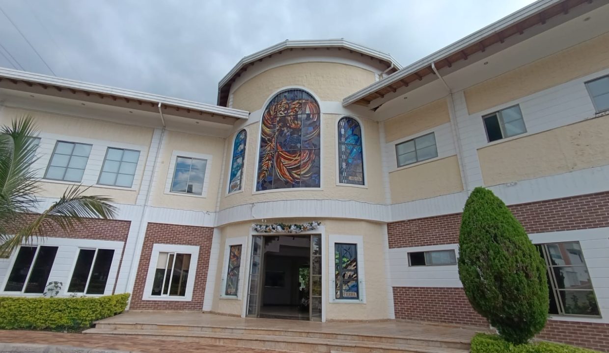 2dbff00b-e4a8-4555-aff0-ee9e38de20c1