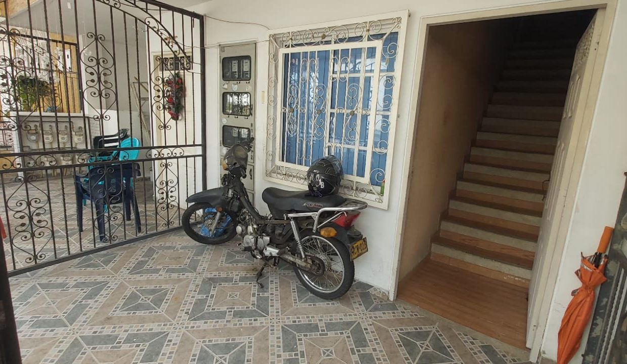 32a73ddc-30f7-4f4e-9d0c-0ff258bfd739