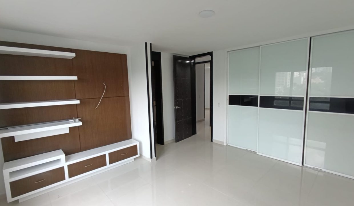 5473010c-5049-4f1a-84a5-40254cbeccb4