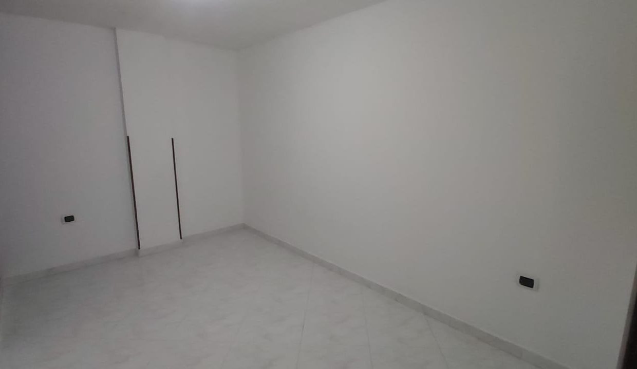 70bf7ead-07ba-4611-9a25-17702ae1ef3a