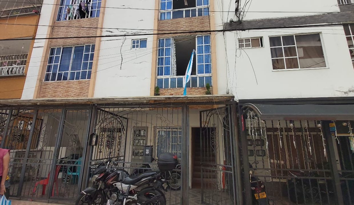 84dd593f-5a96-4cbd-aa07-fd5b8fb417f2