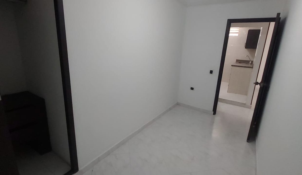 8bc4a457-6177-4991-9ff9-2dd87b1b5dc9