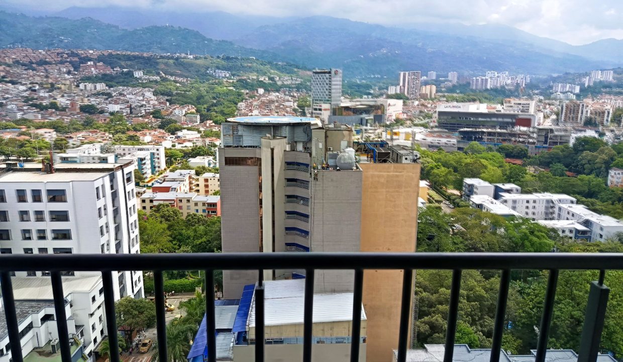 WhatsApp Image 2025-11-28 at 4.25.45 PM