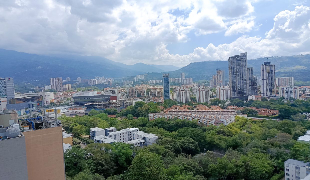 WhatsApp Image 2025-11-28 at 4.25.45 PM(3)