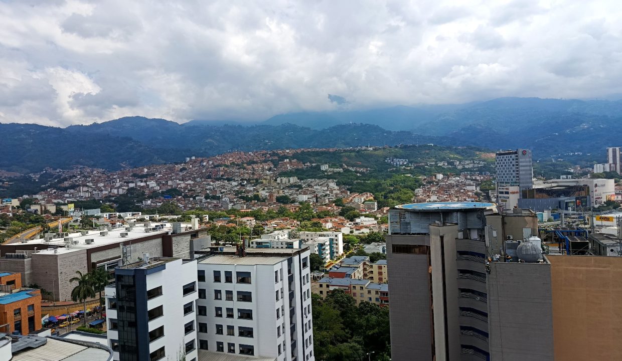 WhatsApp Image 2025-11-28 at 4.25.45 PM(4)