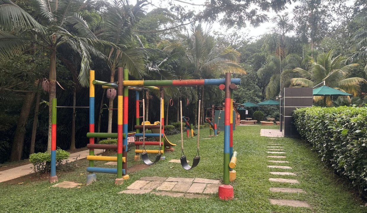 WhatsApp Image 2025-12-10 at 2.09.51 PM