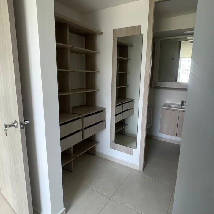 WhatsApp_Image_2025-11-28_at_9.29.03_AM_2