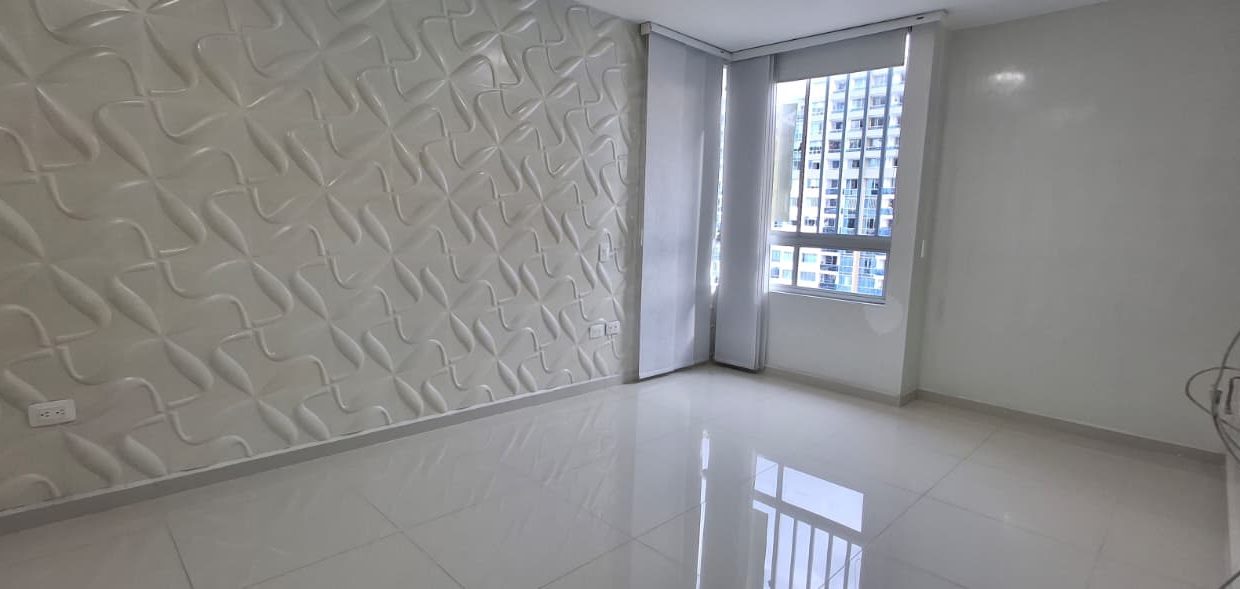 WhatsApp_Image_2025-12-01_at_12.59.08_PM