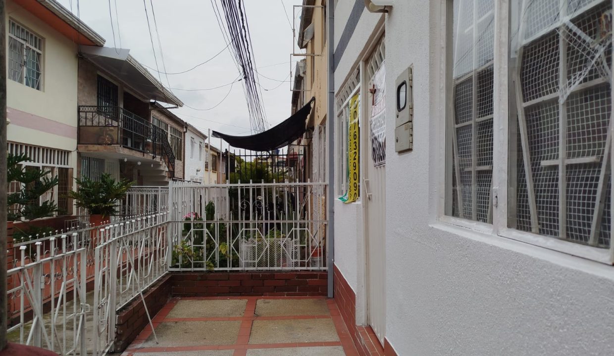 WhatsApp_Image_2025-12-02_at_8.19.53_AM