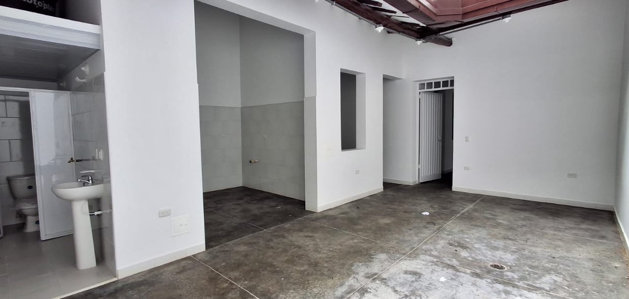 WhatsApp_Image_2025-12-04_at_9.44.52_AM_1