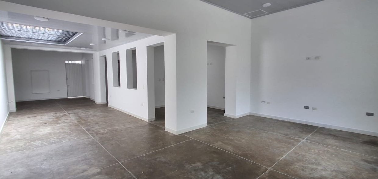 WhatsApp_Image_2025-12-04_at_9.44.55_AM