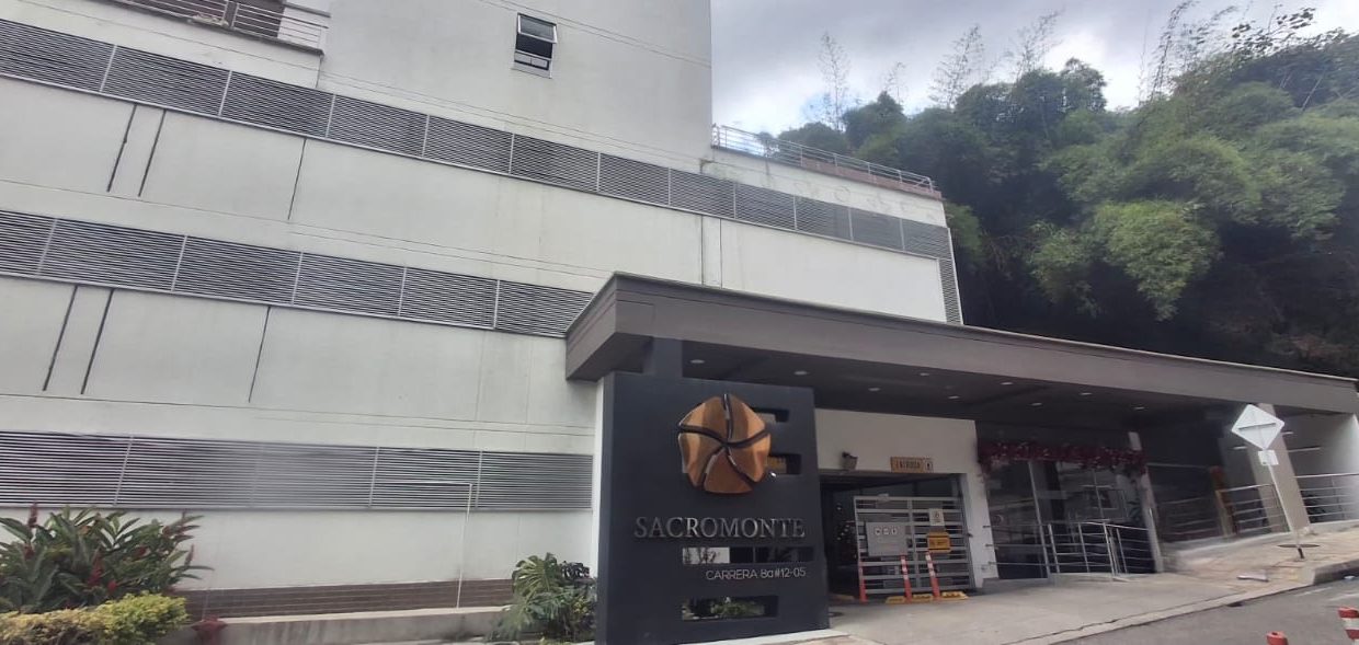 WhatsApp_Image_2025-12-09_at_11.21.27_AM