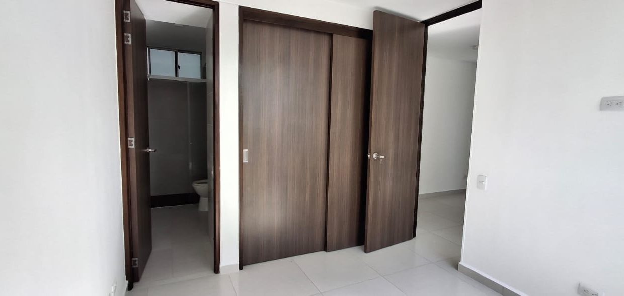 WhatsApp_Image_2025-12-09_at_11.21.41_AM_2