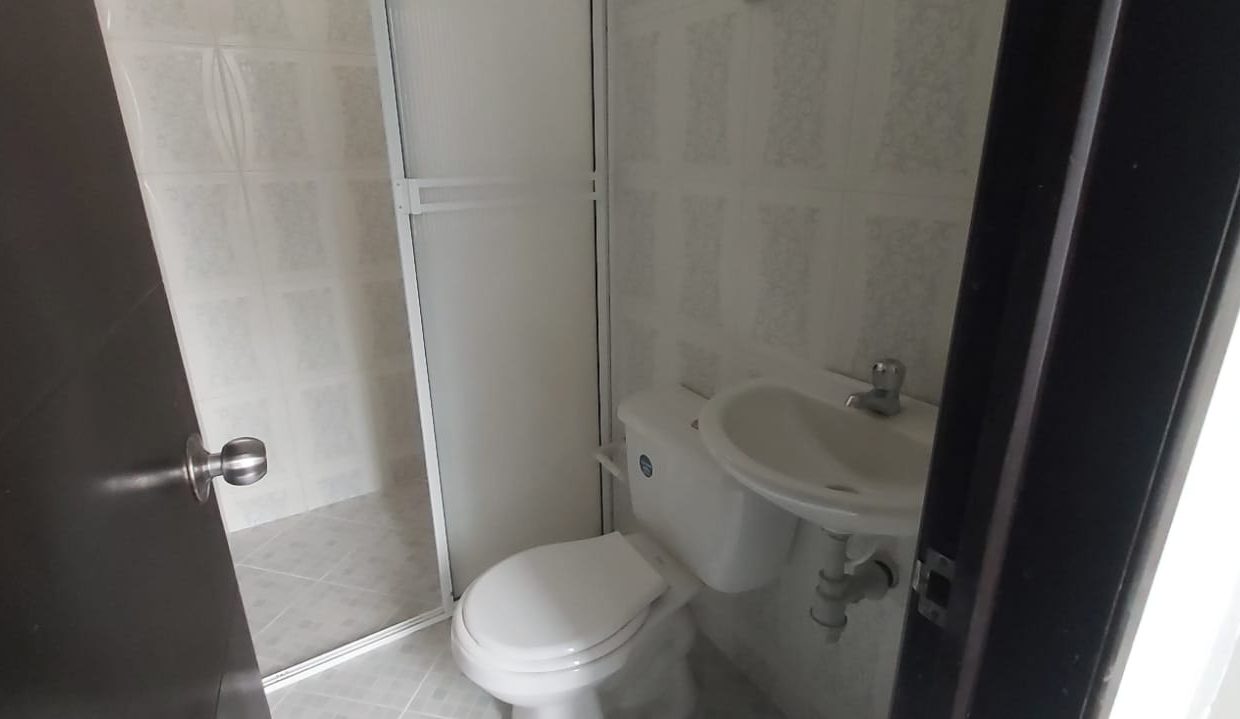 ffdb2931-7c77-42ba-b994-f75b967a898c