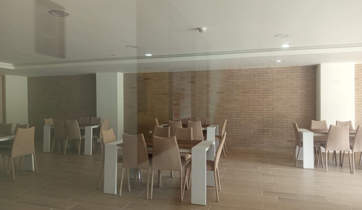 SALON_4